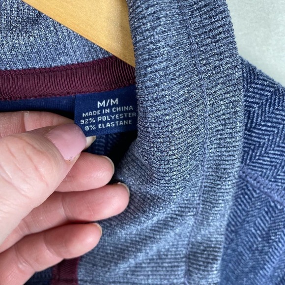 Men's Tommy Bahama Heathered Blue Herringbone 1/4 Zip Pullover- Medium - Picture 4 of 5